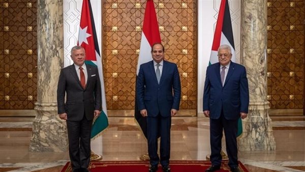 القمة الثلاثية بين