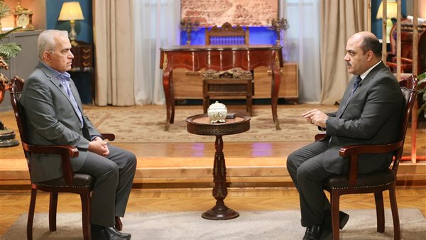 جانب من الحوار 