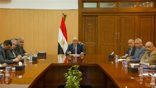 إجتماع  وزير الموارد