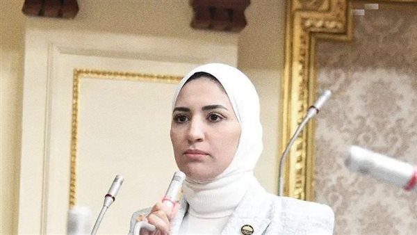 عضوة مجلس النواب،
