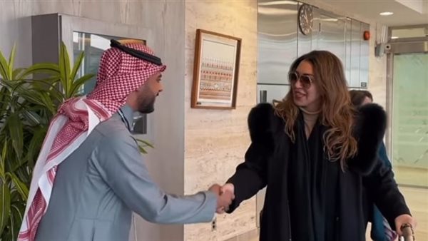 اسماء لمنور 