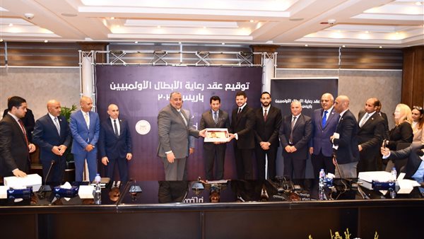 وزير الرياضة يشهد