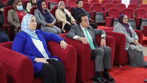 وزيرا الصحة والسكان