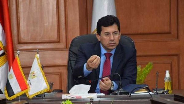 وزير الشباب والرياضة