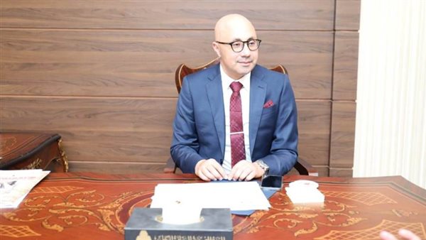  الدكتور أحمد بهي