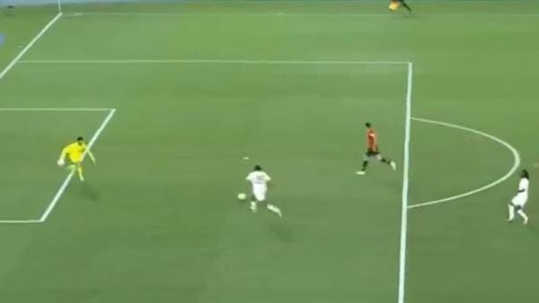 الشناوي يتألق أمام