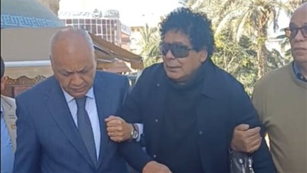 الفنان محمد منير