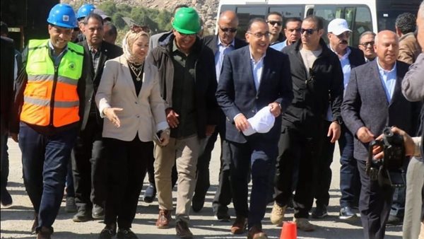 رئيس الوزراء في أسوان