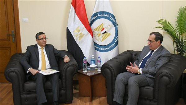 خلال الاجتماع اليوم