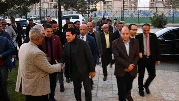 الدكتور أشرف صبحي