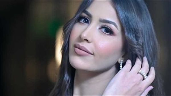  المطربة جنات 