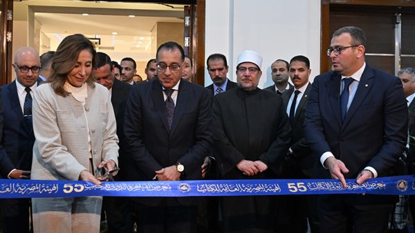 رئيس الوزراء يفتتح