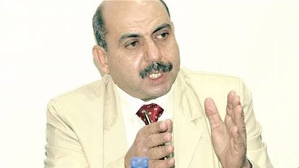  الدكتور علي عبدالنبي