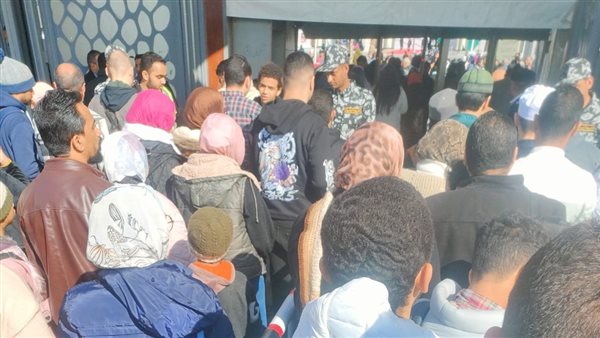 جانب من الحدث 