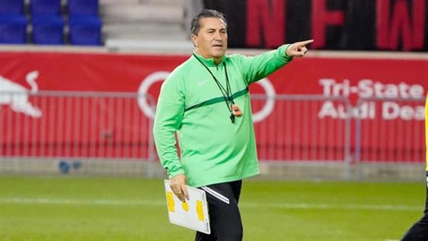 مدرب منتخب نيجيريا