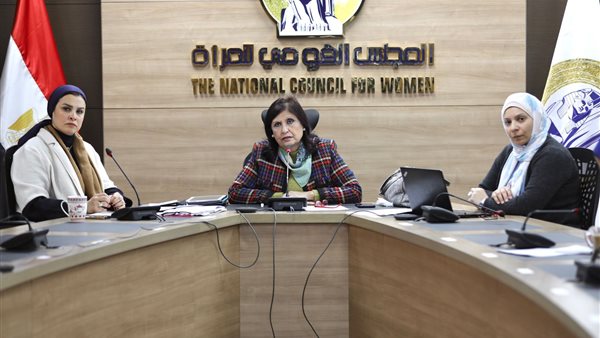 مناقشة ملف تمكين