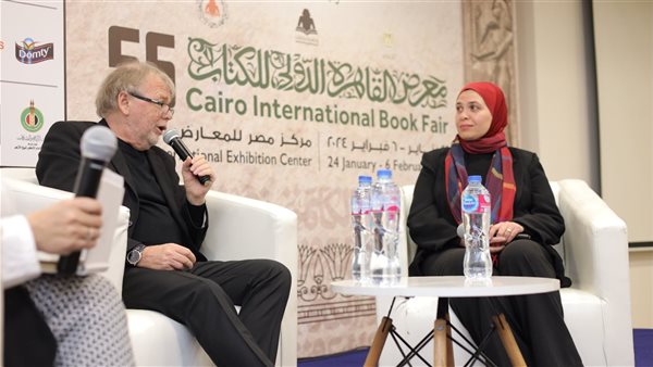 معرض القاهرة للكتاب