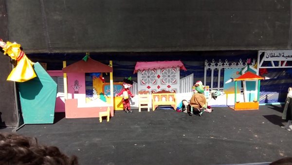  مسرح العرائس