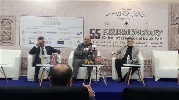  الكاتب محمد الباز