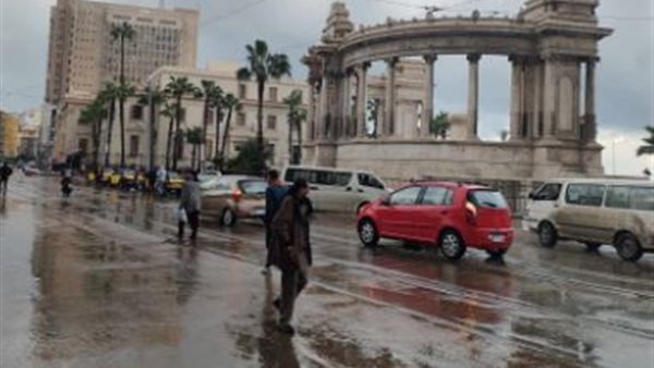 سقوط الامطار 