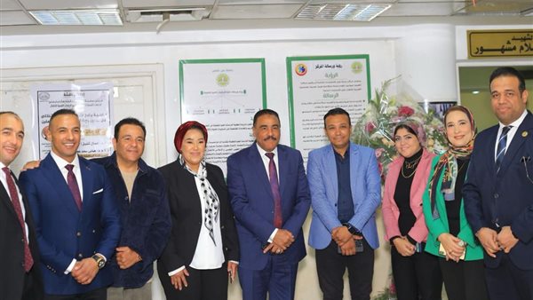 الباحثة مه الحضور