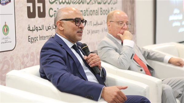 معرض القاهرة للكتاب