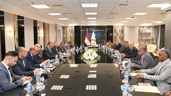 وزيرا الموارد المائية