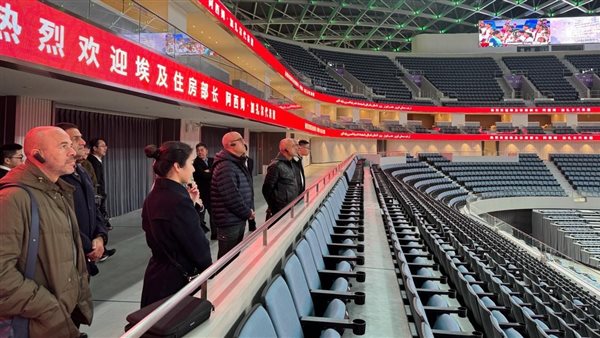 وزير الإسكان  يتفقد