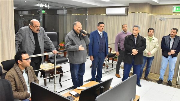 محافظ أسيوط يتابع