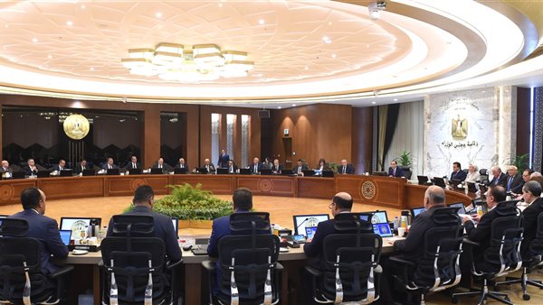 مجلس الوزراء يتبني