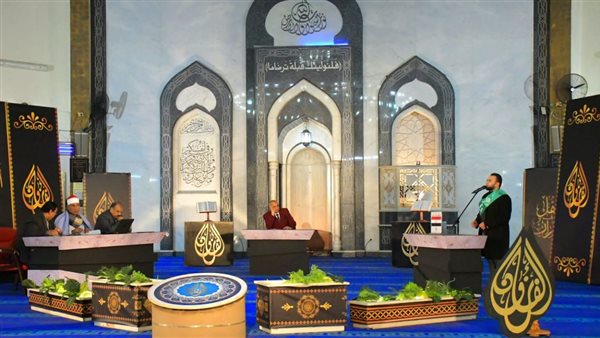 بك أستجير ومن يجير