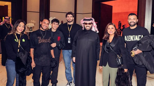 أنغام وحماقى وحلمي