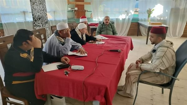 لجنة من كبار العلماء..متسابقوا