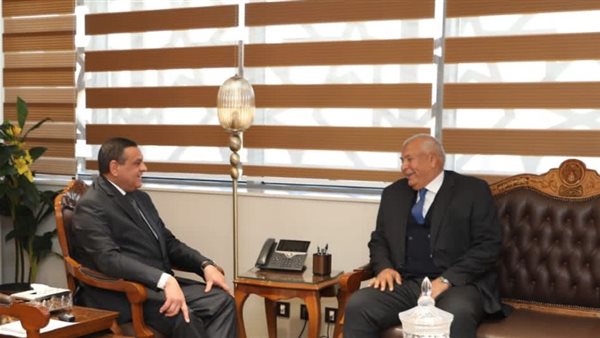 اللواء هشام آمنة