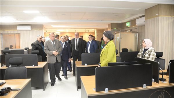 محافظ أسيوط في جولة