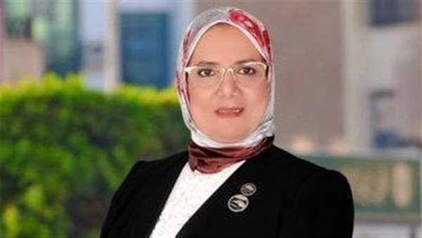  الدكتورة أمنية رجب