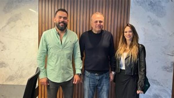  خالد عليش وميرهان