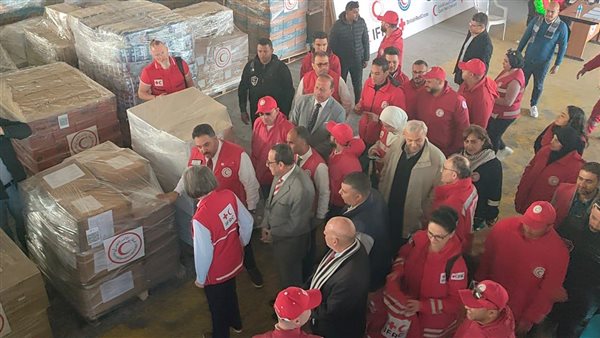 رئيسة جمعيات الصليب