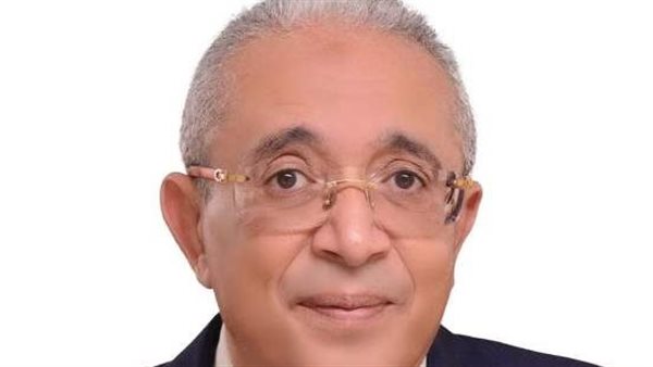 النائب ياسر عمر وكيل