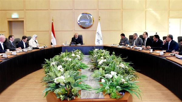 خلال إجتماع اليوم