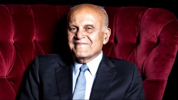  الدكتور  مجدي يعقوب