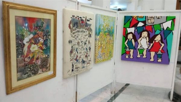 معرض تشكيلي 