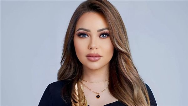 المخرجة عزة الحسيني