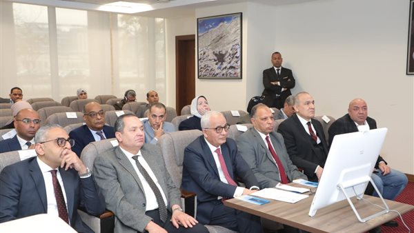 جانب من متابعة رضا