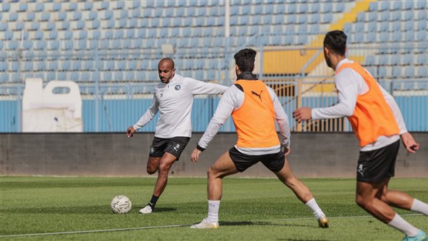 جانب من التمرين