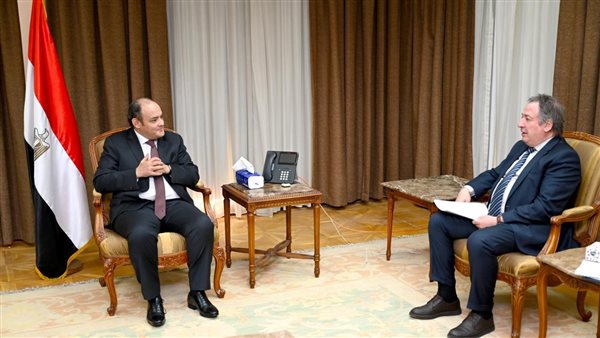 خلال إجتماع اليوم