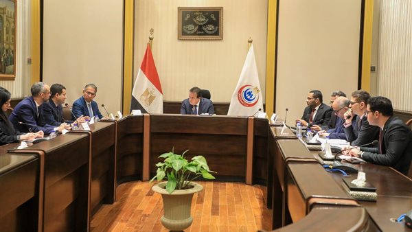 وزير الصحة يستقبل