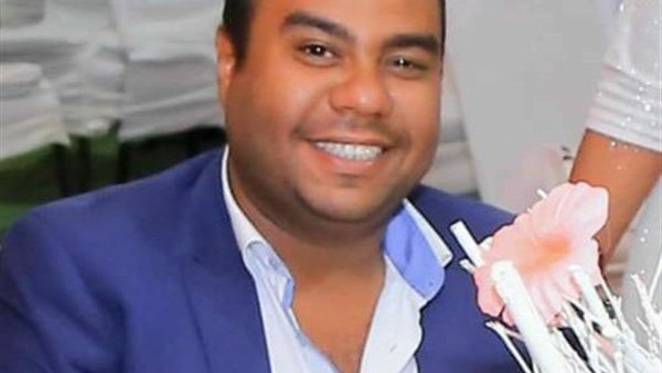 الدكتور محمود عنبر،