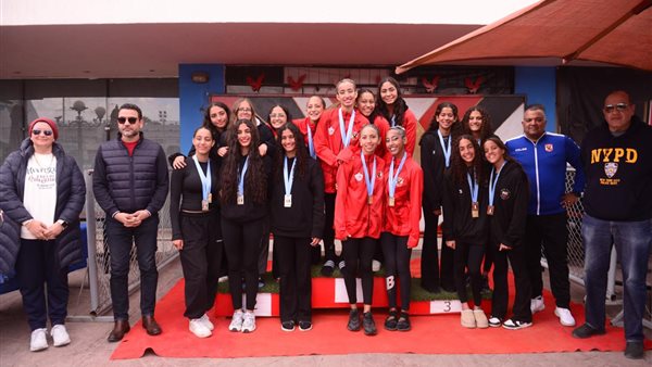 فريق الأهلي  سباحة