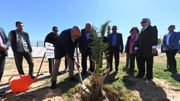 صورة من الزيارة 